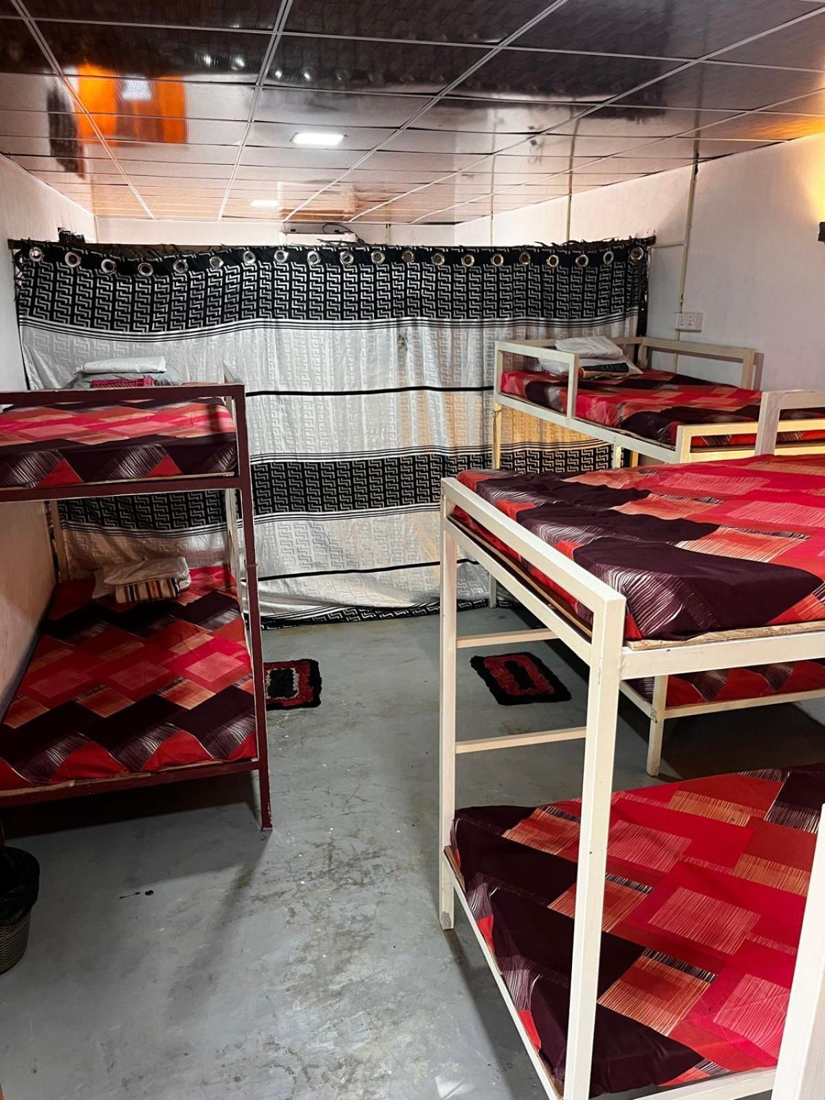 Surfing Lion Hostel ארוגם מראה חיצוני תמונה
